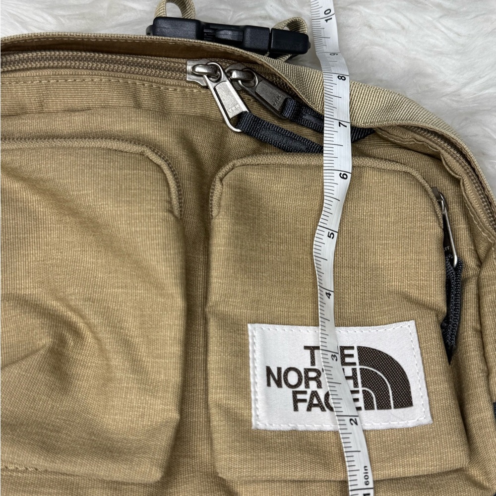 The North Face Kanga Fanny Pack - Picture 9 of 10